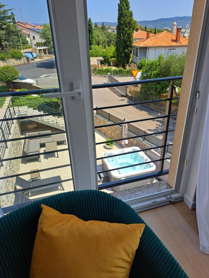 Cosmopolitan Apartments Krk Town Exterior foto